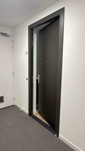 242874512