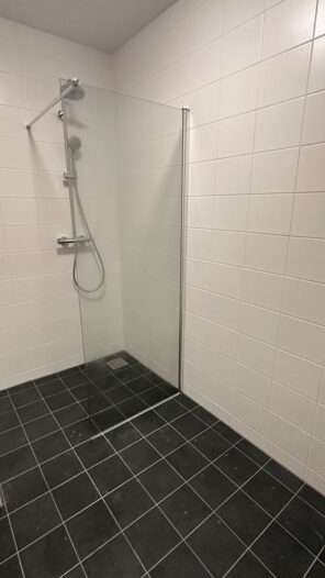 242874534